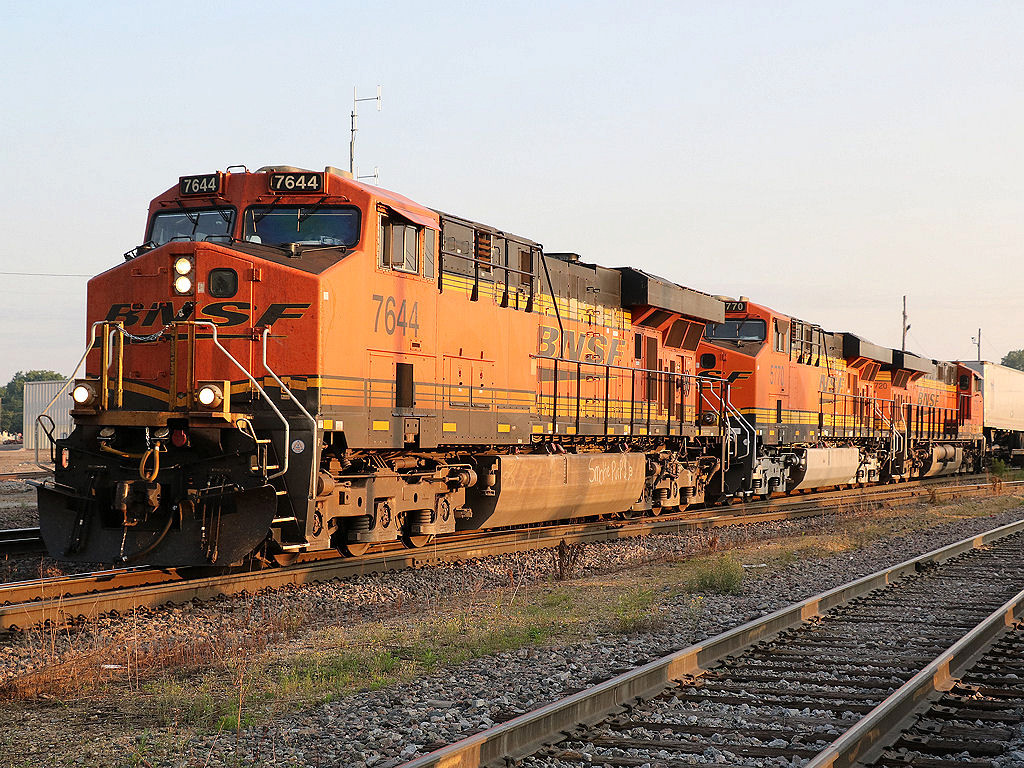 BNSF 7644